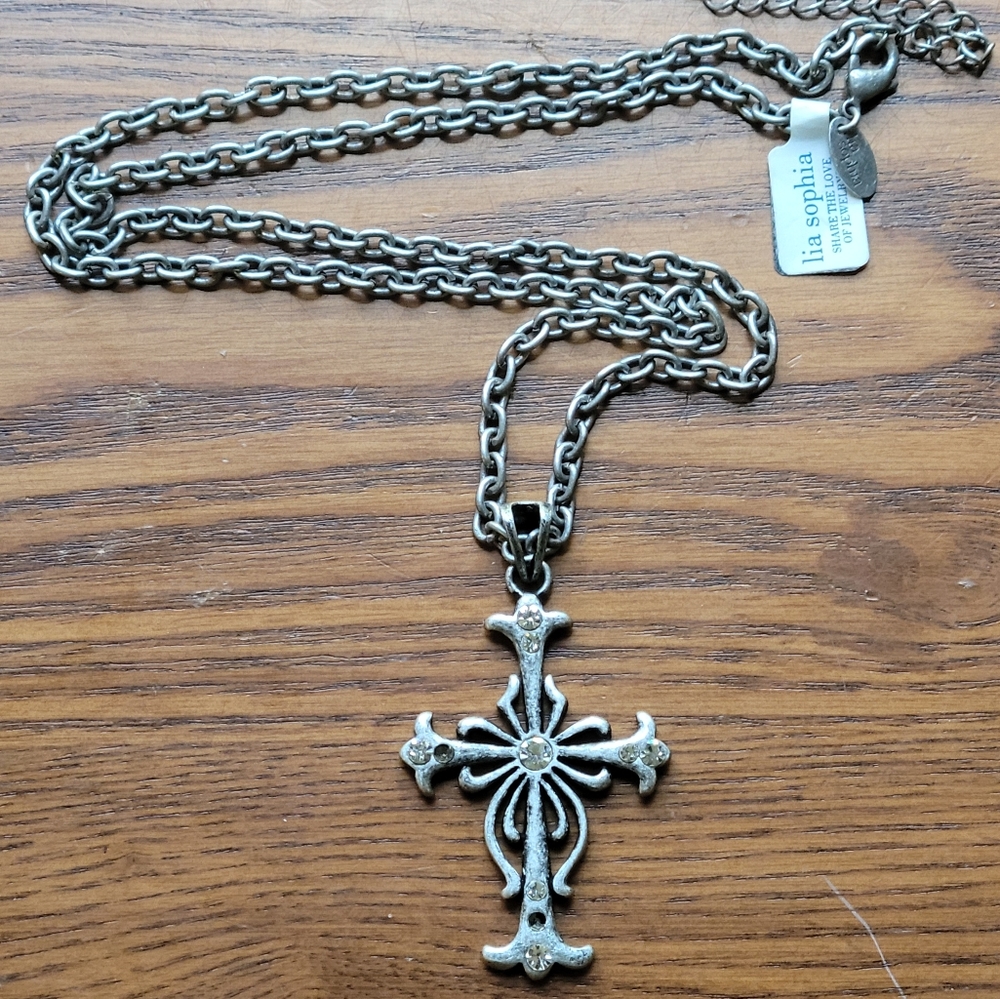 LIA SOPHIA | CROSS NECKLACE